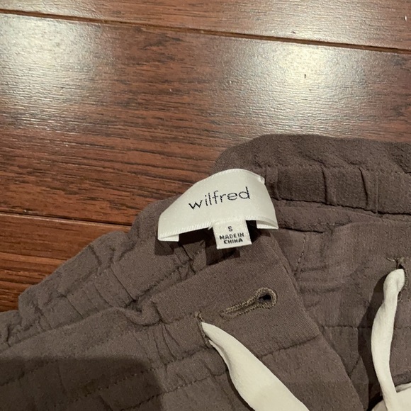 Aritzia Wilfred pants - Picture 2 of 2